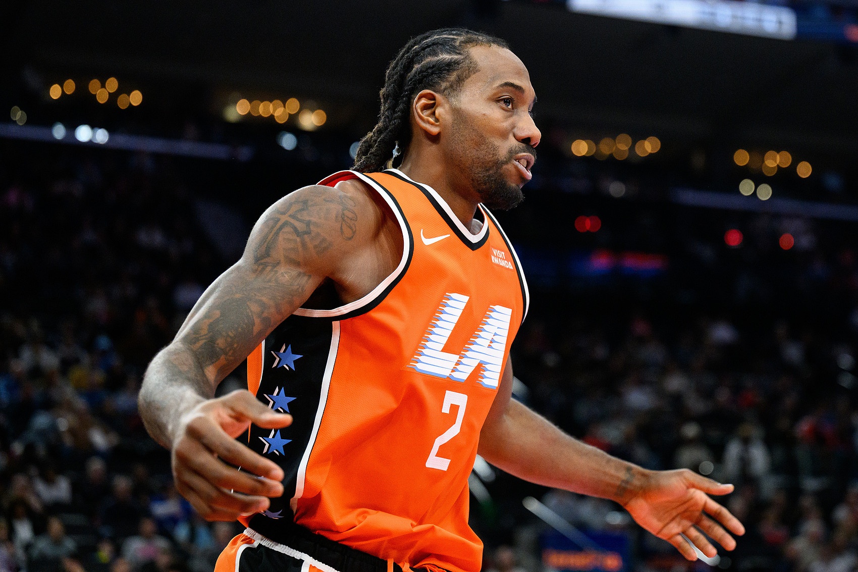 开云注册网址-场均20+没哨子？09双雄同届不同命 詹杜科接近 现役多人笑而不语