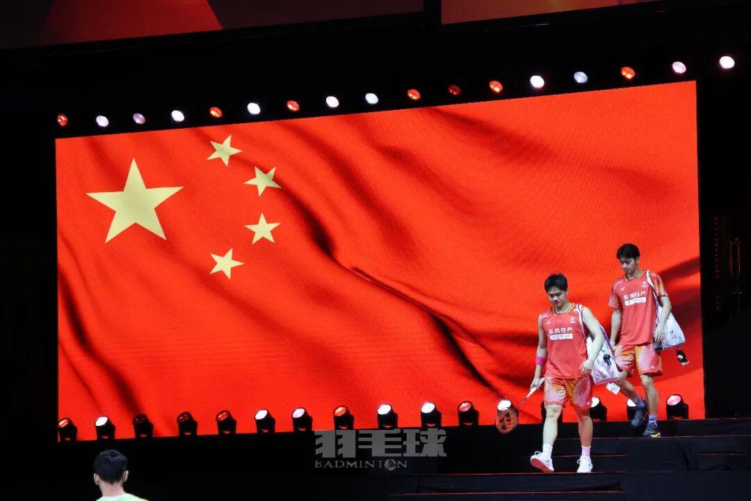 开云下载-汤尤杯｜热焰赴北欧，戎装耀汤尤！国羽 YONEX 新战衣征战霍森斯